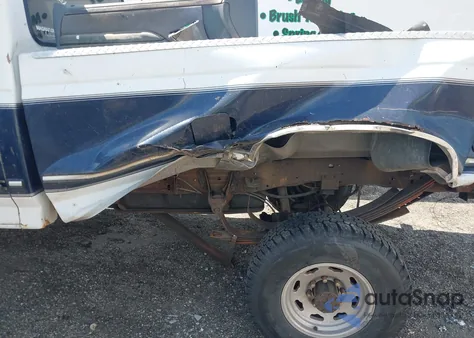 1993 Ford F350 из США, поврежденный, VIN 2FTHF36MXPCB32344